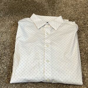 Express 1MX Stretch Cotton Dress Shirt. Size M. Great condition, worn once.